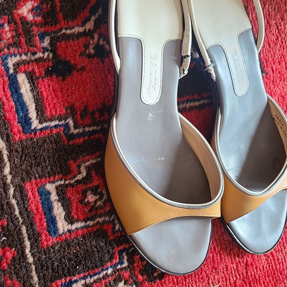 Leather sandals